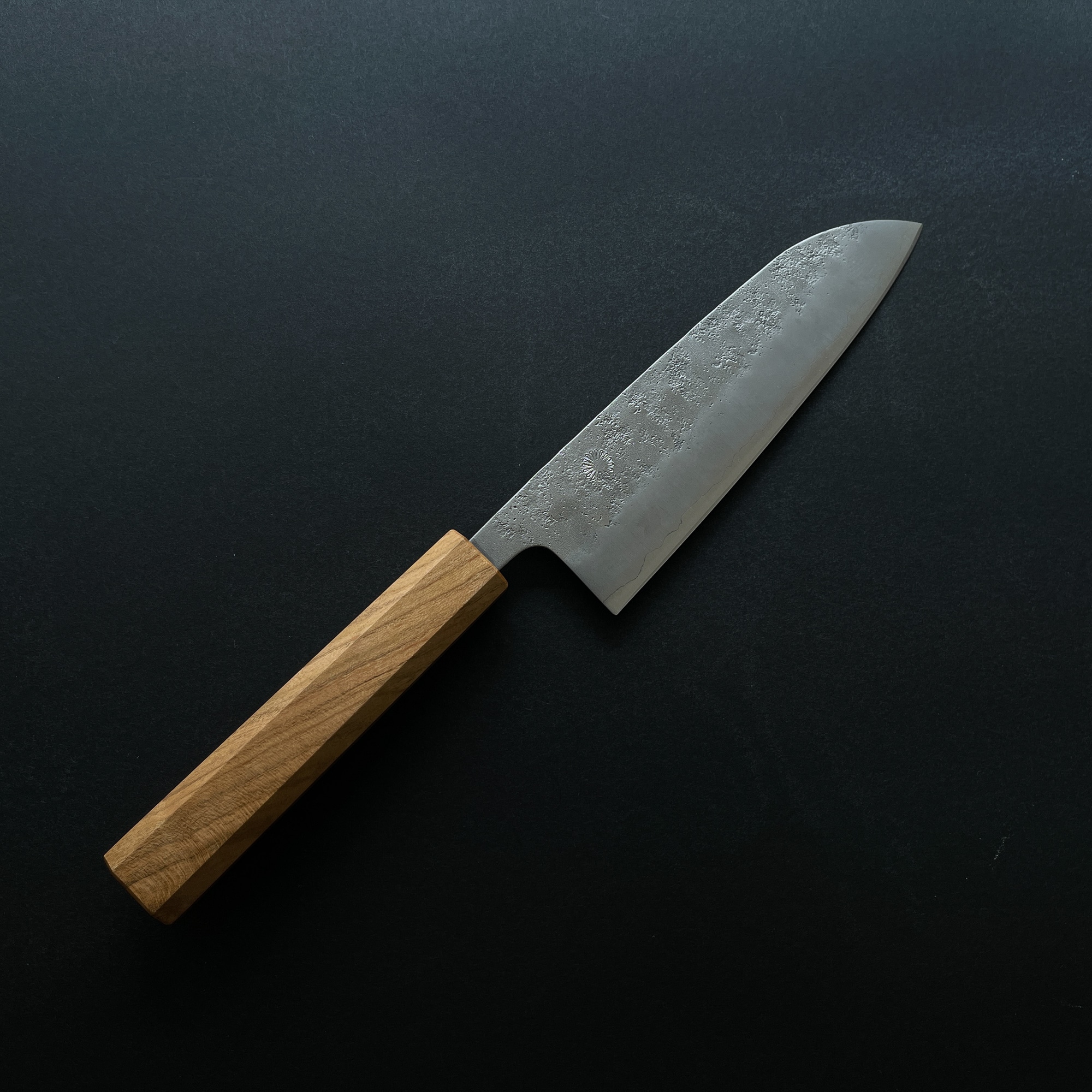Kikusumi NATUR Sakura 16.5 cm Santoku Kitchen Knife Japanese G3 Steel  Nashiji Finish - KIKUSUMI SHOP
